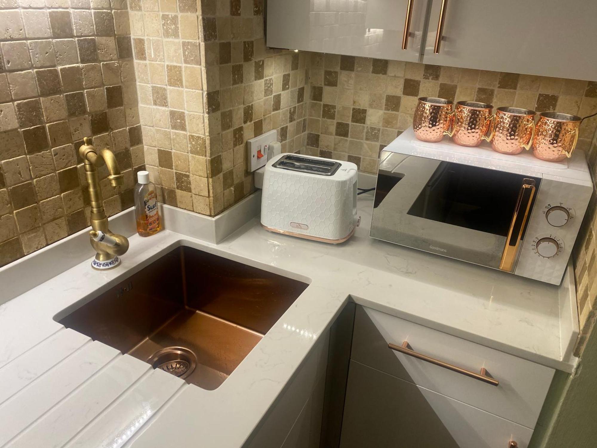 باث Quiet Lower Floor 2 Bed City Apartment With Private Patio Garden المظهر الخارجي الصورة